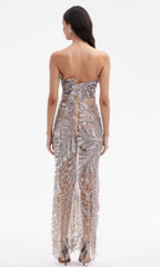 Oscar De La Renta Crystal-Embroidered Tulle Gown Size 4 Retails $13,989