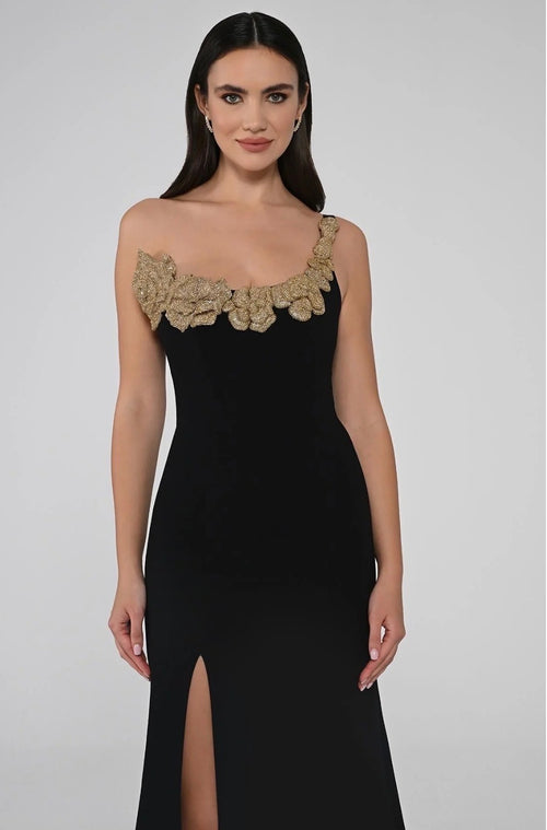 Alfabeta One-Shoulder Crepe Gown with Embellished Neckline Size 6 Retails $1,150