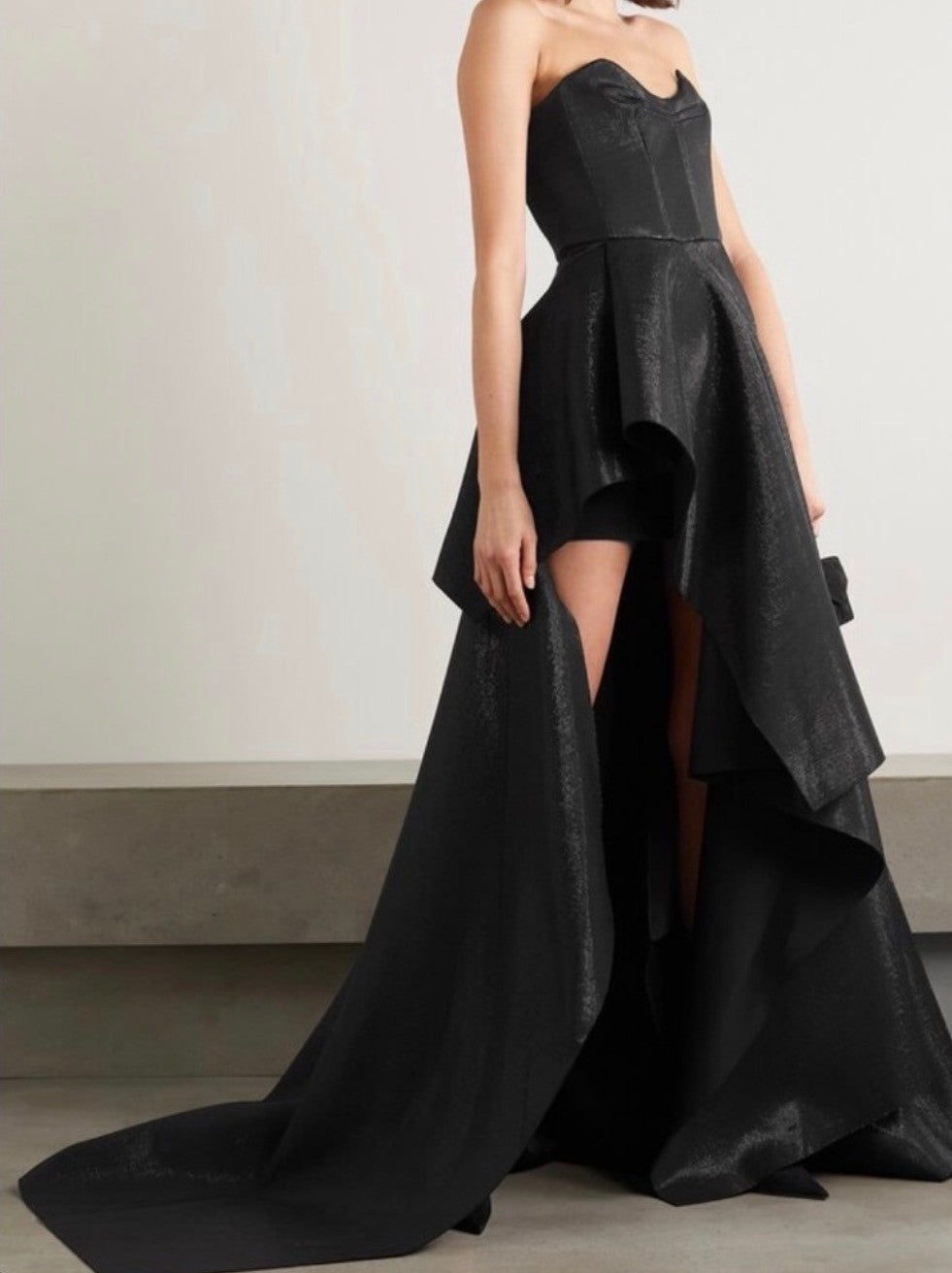 Maticeveski Intoxicating off the shoulder Draped lame Gown Size 4 Retails $2,785