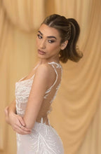 Berta Bridal Beaded Mermaid Wedding Gown Size 42 Retails $12,000