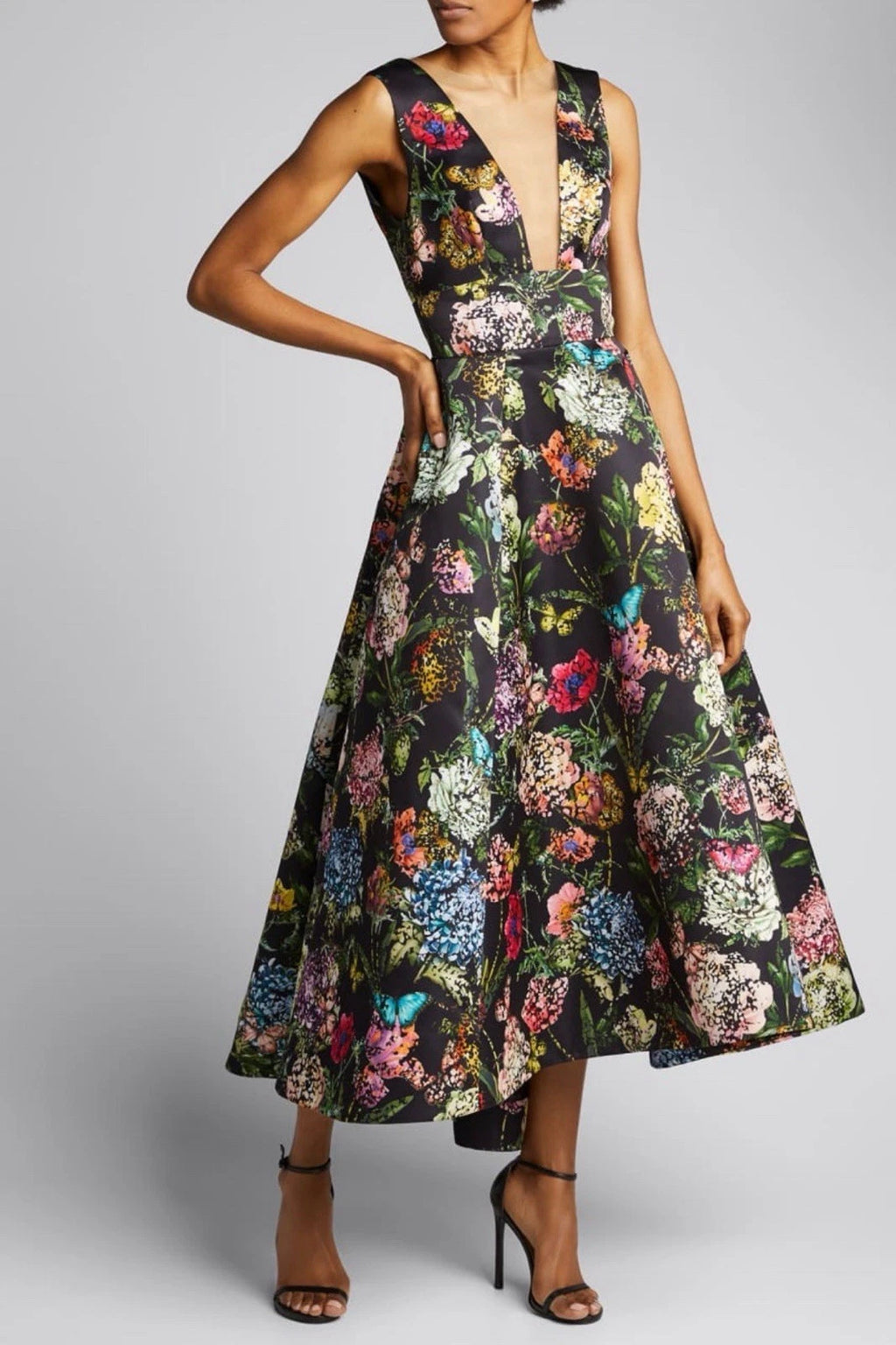 Monique Lhuillier Elegant Floral Jacquard Gown Size 6 – Black Multi