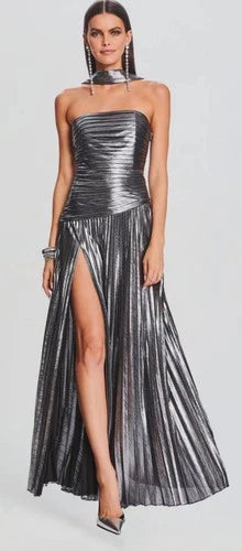 Retrofête Faye Dress Size XS – Metallic Maxi Statement Dress