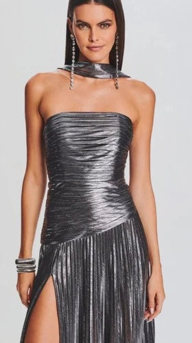 Retrofête Faye Dress Size XS – Metallic Maxi Statement Dress