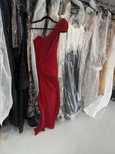 Gaurav Gupta Sculpted One-Shoulder Jersey Gown Size 4 – Red Fitted