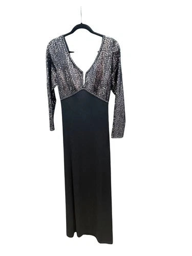 St. John Couture Black Sequin Long Sleeve Evening Gown – Size 8