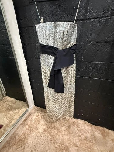 Carolina Herrera Sequin Strapless Tie-Waist Sheath Dress Size 4