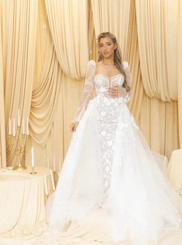 Berta Bridal Dress Size 4 With Overskirt and Detachable Skirt - Couture Wedding Elegance