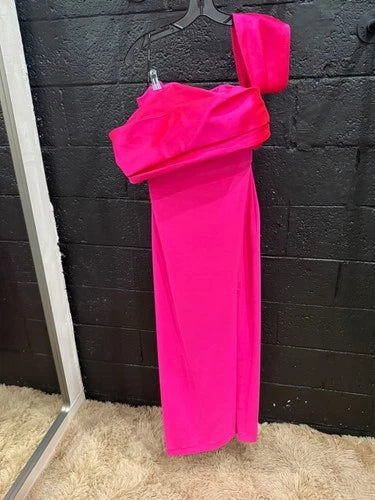 Solace London Alexis Off-the-Shoulder Dress Size 6 – Elegant Statement Silhouette